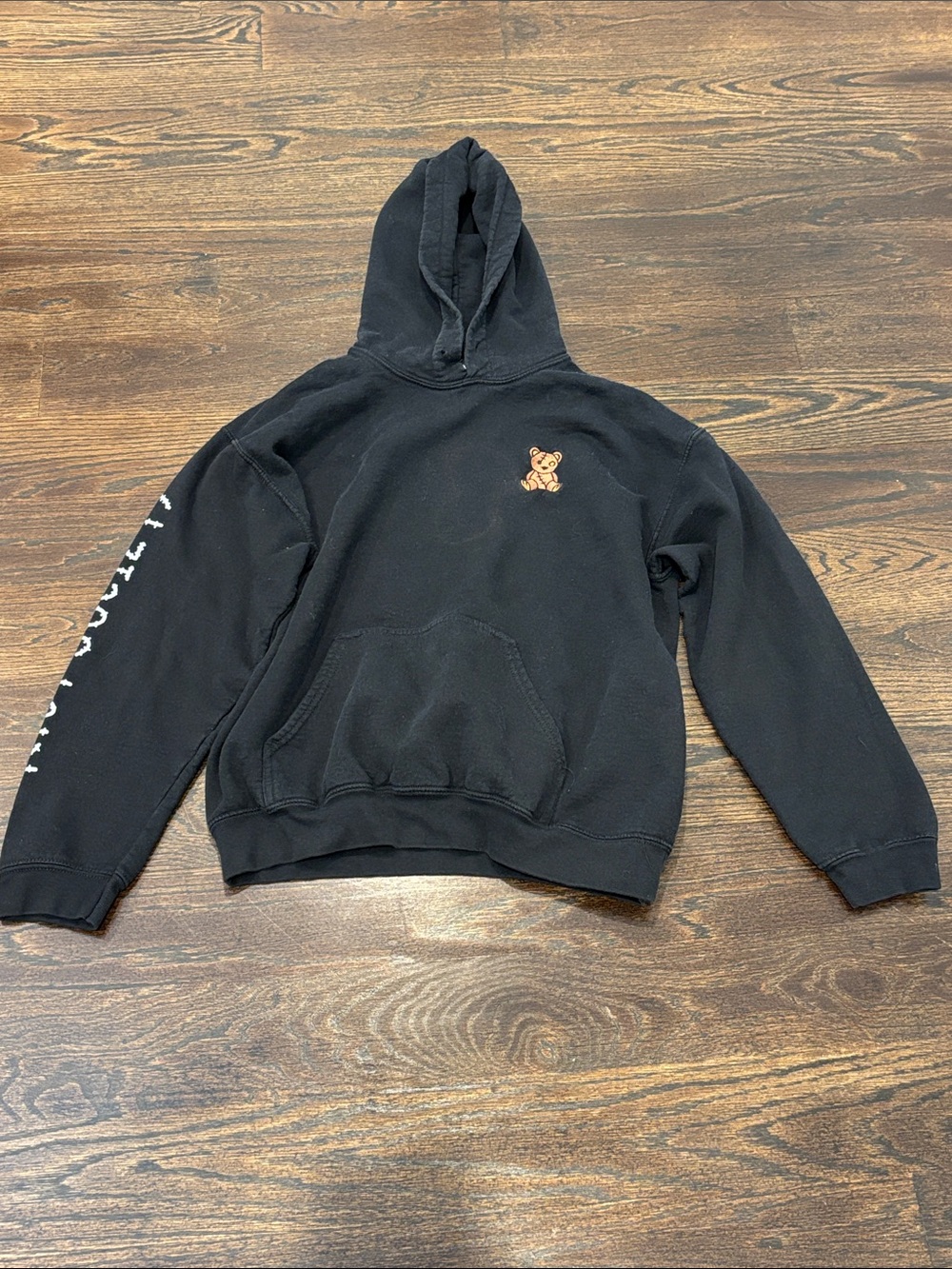 Riot Society Men’s Black Hoodie with Tan Teddy Chest Graphic Size Medium
